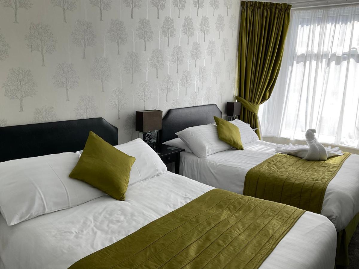 Hotel The Strathdon Blackpool Esterno foto